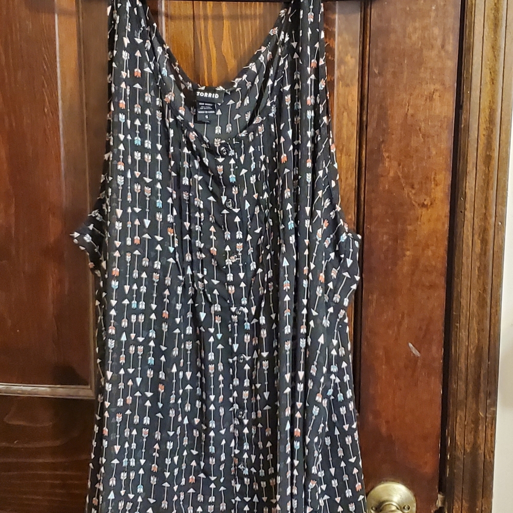 Torrid follow your arrow top